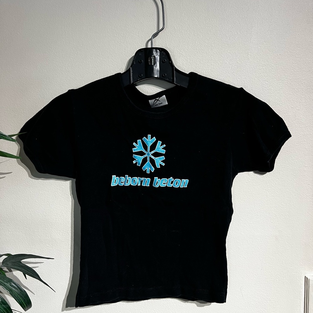 Vintage Beborn Baton women’s tee